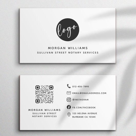 Beruflicher, moderner Minimalistischer Logo-QR-Cod Visitenkarte