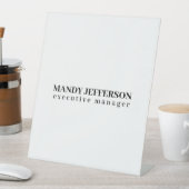 Beruflicher, moderner Minimalname Sockelschild (In Situ)