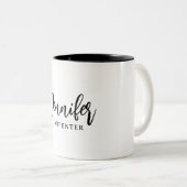 Beruflicher, moderner Minimalname Zweifarbige Tasse (VorderseiteRechts)