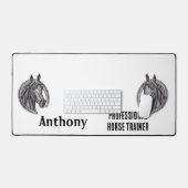 Beruflicher Pferdetrainer Schwarz-weiß Sketch Mare Schreibtischunterlage (Tastatur & Maus)