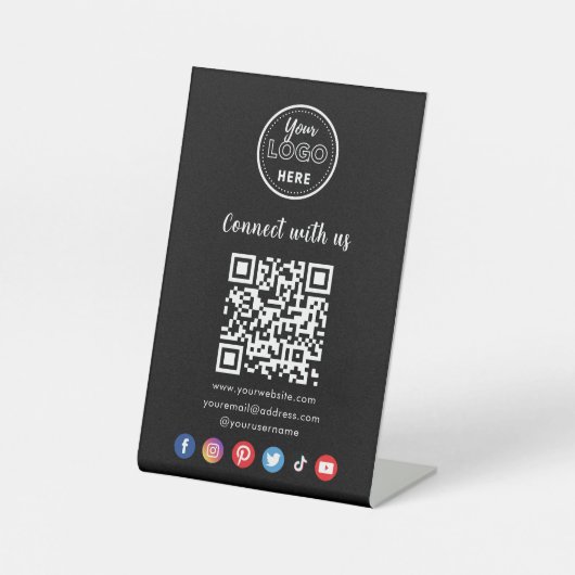 Beruflicher QR-Code in Verbindung mit unseren Soci Sockelschild (Vorderseite)