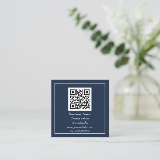 Beruflicher QR Code Scannable Navy Blue Quadratische Visitenkarte (Stehend Vorderseite)