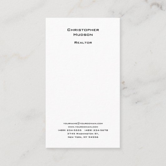 Beruflicher Schwarz-weißer Schlichter Realtor Visitenkarte (Vorderseite)