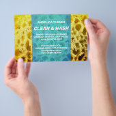 Berufliches blaues Päckchen mit Schwammspass Flyer (Handgriff)