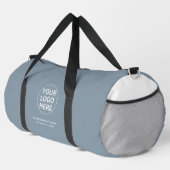 Berufliches Dusty Blue Business Logo Duffle Bag (Rechte Ecke)