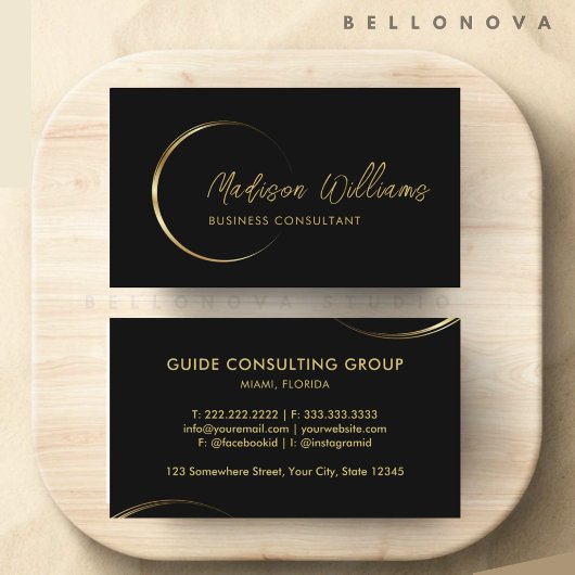 Berufliches Geschäft mit Schwarz und Gold Visitenkarte