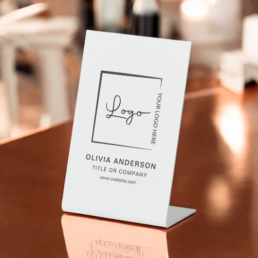 Berufliches Minimalistisches Firmenlogo Sockelschild