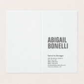 Berufliches minimalistisches, modernes Grauweiß Visitenkarten (Außenseite Aufgefaltet)