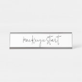 Berufliches, modernes Schwarz-weißes und einfaches Schreibtischnamensplakette (Vorderseite )