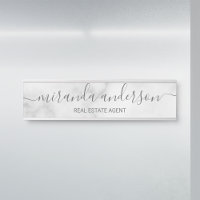Berufliches, modernes Script in weißem Marmor