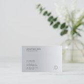 Berufliches Monogramm Silver Look Elegante Vorlage Visitenkarte (Stehend Vorderseite)