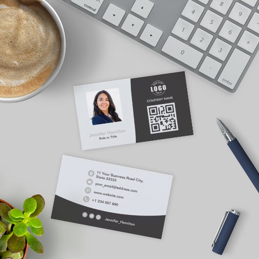 Berufliches QRCode Foto Gray Business Car Visitenkarte