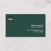 Berufliches schlichtes Green-Minimal-Design mit Lo Visitenkarte (Vorderseite)