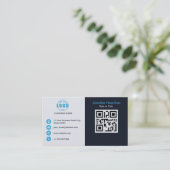 Berufliches Schwarzes Blau Fügen Sie Ihrem Logo QR Visitenkarte (Stehend Vorderseite)