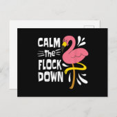 Beruhige dich auf dem Flock Funny Pink Flamingo Ankündigungspostkarte (Vorne/Hinten)