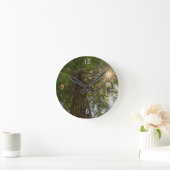 Beruhigende Sequoia mit Sunburst Nature Foto Runde Wanduhr (Zuhause)