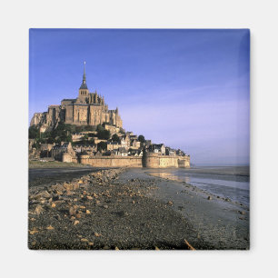Berühmte Festung Le Mont St. Michel auf der Insel Magnet
