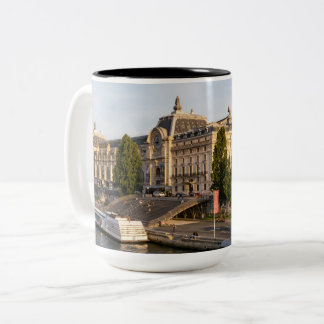Berühmtes Musée d'Orsay - Paris, Frankreich, Europ Zweifarbige Tasse
