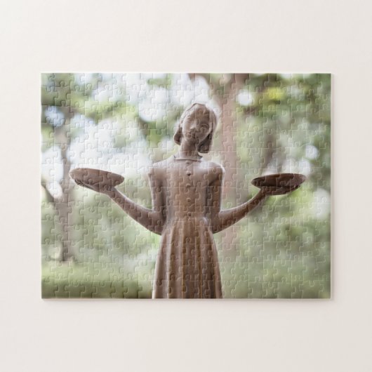 Berühmtes Vogelmädchen im Savannah Challenging Puz Puzzle (Horizontal)