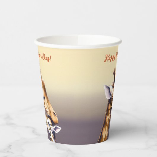 Berührungsmoment zwischen Mutter Giraffe und Kalb Pappbecher (Links)