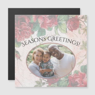 Beschädigte verblichene Rote Rosen, die auf dem Pa Magnetkarte