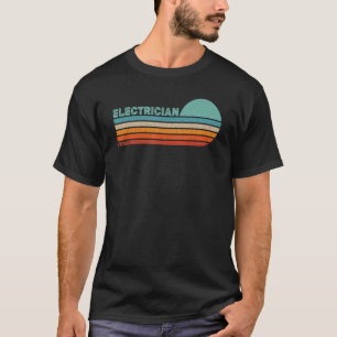 Beschäftigte im Bereich der ELEKTRISCHEN Stellplät T-Shirt