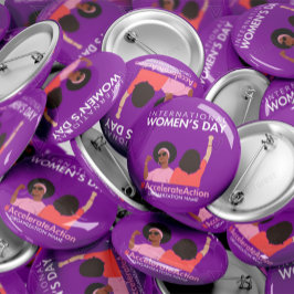 Beschleunigte Aktion Internationaler Frauentag 202 Button