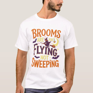 Besen fliegen fegend Halloween Hexe Mond Fledermäu T-Shirt