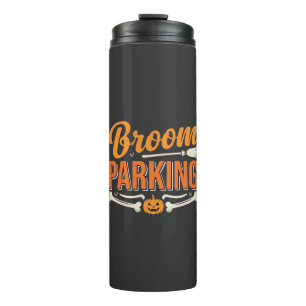 Besenparkplatz Halloween-Vektordesign_1 Thermosbecher