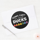 Besetztes Uhrendesign für Ducks Rubber Duck Runder Aufkleber (Umschlag)