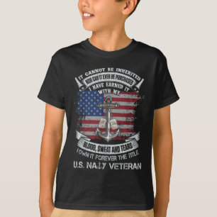 Besitzen Sie für immer den Titel Naval Veteran Sai T-Shirt