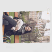 Besoldung| Custom Pet Foto and Name Typografie Golfhandtuch (Horizontal)