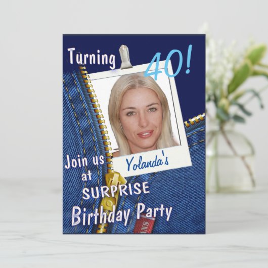 Besondere Geburtstagspartei Einladung (Stehend Vorderseite)