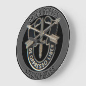 Besondere Kräfte GB Große Wanduhr (Winkel)