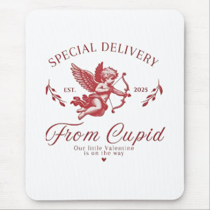 Besondere Lieferung von der schwangeren Mama Cupid Mousepad