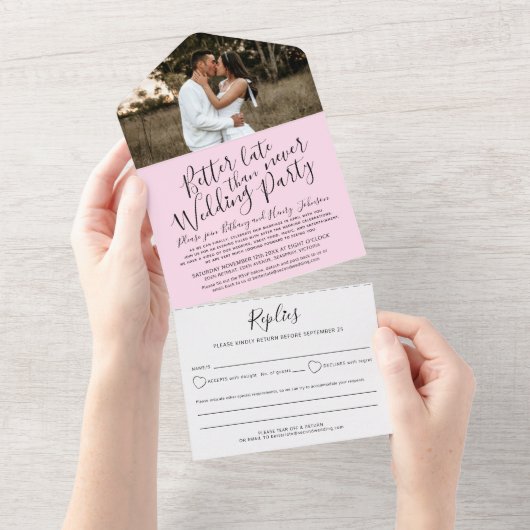 Besser spät Hochzeitsfeier UAWG Schwarz Rosa All In One Einladung (Abreißen)