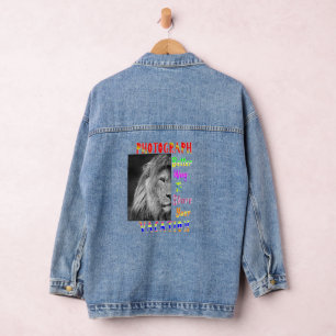 Besseres Fotografieren, um Ihren Urlaub zu teilen Jeansjacke