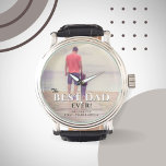 Best Dad Ever Typography Father's Day Foto Armbanduhr<br><div class="desc">The Best Dad Ever Typography Father's Day Foto Watch. Das Design Has hat ein Foto. Modern typography in black and white colors overlays the foto. Personalize with your names and add your foto. Great gift for a dad or wuchs für Father's Day,  birthday or Christmas auf.</div>