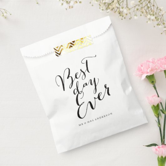 Best Day Ever Script Chic Calligrafy Name Wedding Geschenktütchen (Versiegelt)