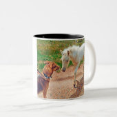 Best Dog Mom Ever Zweifarbige Tasse (VorderseiteRechts)