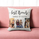 Best Friends Besties 3 Foto Collage Keepake Kissen<br><div class="desc">Feiern Sie Ihre Freundschaft mit den besten Friends Besties 3 Foto Collage Keepake Throw Kissen. Dieses personalisierte Kissen besticht durch eine wunderschön arrangierte Collage aus drei hochgeschätzten Fotos, in der Sie ganz besondere Momente mit Ihren Leidenschaften erleben. Mit Sorgfalt und hochwertigen Materialien, fügt es jedem Raum eine stilvolle und sentimentale...</div>