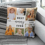 Best Mommy Ever - Muttertagsfoto Collage Kissen<br><div class="desc">Feiern Sie Ihre Mami mit dem "Besten Mommy-Ever" Foto Collage Kissen zum Muttertag. Dieses personalisierte Kissen besticht durch eine wunderschön arrangierte Collage aus gepflegten Fotos, in der besondere Momente und Erinnerungen eingefangen werden. Die herzliche Nachricht "Best Mommy Ever" fügt eine liebevolle Touch hinzu. Aus hochwertigem, weichem und langlebigem Material, bietet...</div>