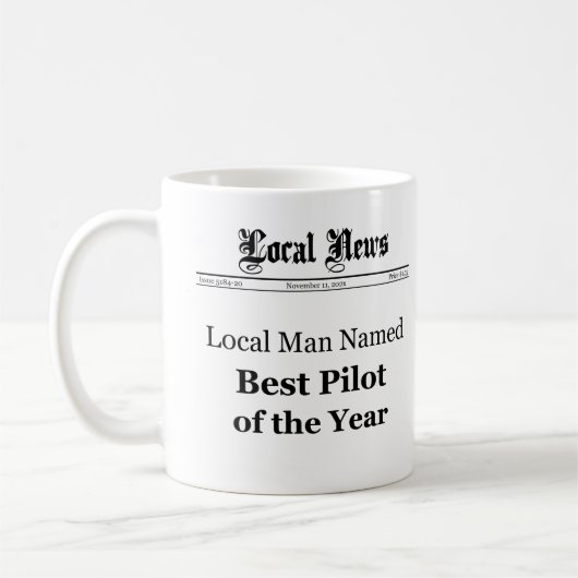 Best Pilot of the Year Newspaper Style Tasse (Links)