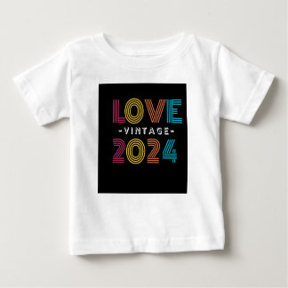 Best-Selling Liebe 2024 T - Shirt - Bold Heart Des