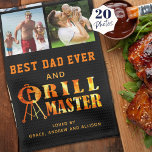 BEST VATER EVER GRILL MASTER 20 Fotocollage-Namen Geschirrtuch<br><div class="desc">Personalisiertes GRILLEN Küchentuch für den BEST VATER EVER und GRILL MASTER mit einer leicht hochzuladenden Foto Collage Vorlage mit 20 quadratischen Aufnahmen und einer Feuer- und Flammentypografie GRILL MASTER auf Ihrer Wahl der Hintergrundfarbe (schwarz dargestellt). Der Titel kann beliebig geändert werden, wie BEST VATER, #1 PAPA, BEST UNCLE, BEST STEPDAD,...</div>