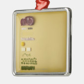 Bestandteile für Steak tartare auf Gelb Silbernes Ornament (Links)