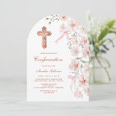 Bestätigung der rosa Wildblumen und Bögen Einladung (Stehend Vorderseite)