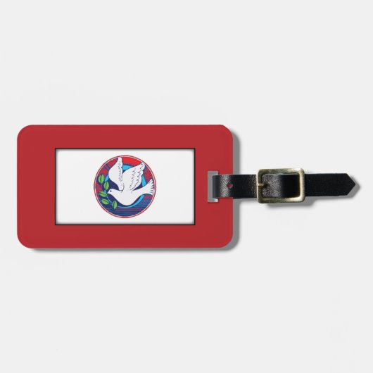 Bestätigung farbenfrohe Taube auf rotem Hintergrun Gepäckanhänger (Vorderseite horizontal)