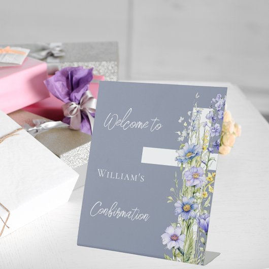 Bestätigung staubblauer Blumenkreuz Begrüßung Sockelschild