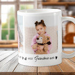 Beste GRANDMA je Modernes Personalisiertes 3 Foto Kaffeetasse<br><div class="desc">Das ideale Geschenk für die beste GRANDMA aller Zeiten - eine personalisierte Foto Collage Kaffee Tasse! Diese stilvolle und moderne Tasse bietet Platz für 3 Sonderaufnahmen und schafft so ein einzigartiges und sentimentales Geschenk, das jede Großmutter lieben würde. Mit der Möglichkeit, eine personalisierte Nachricht und Namen hinzuzufügen, wird diese Tasse...</div>